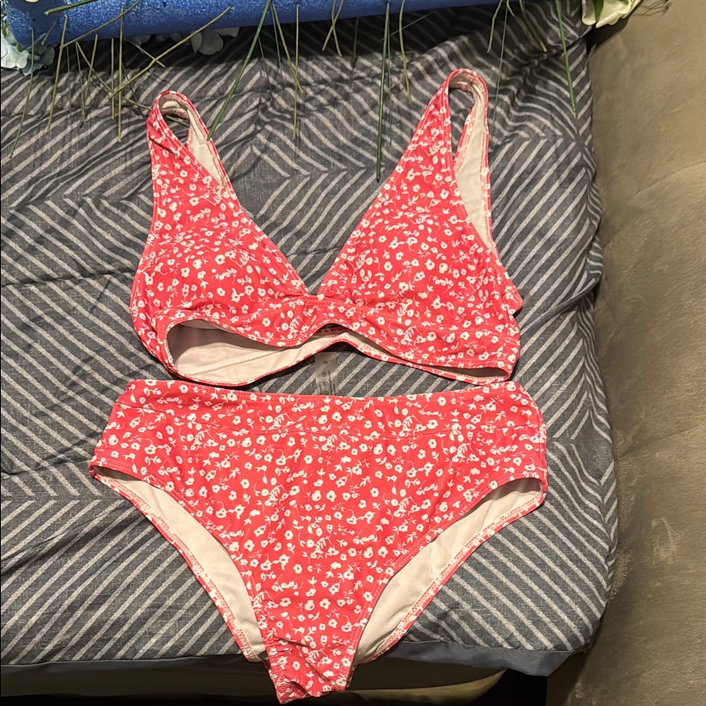 SHEIN Red Floral Bikini Set